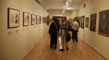 Guided tours to the exhibition  Dimitris Davis: Retrospective 